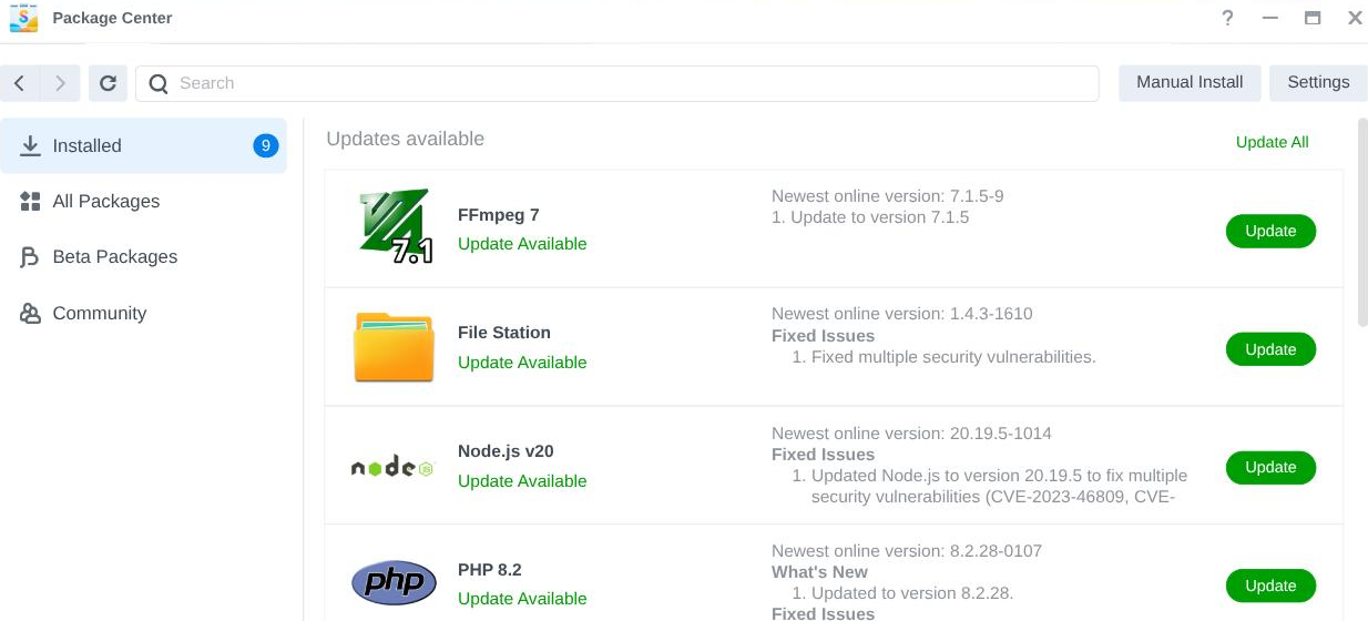 Synology DSM Package Center showing pending package updates